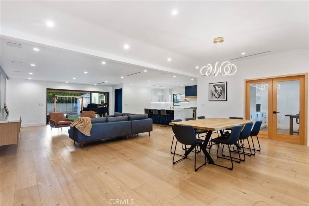 4627 Ethel Ave - Photo 4