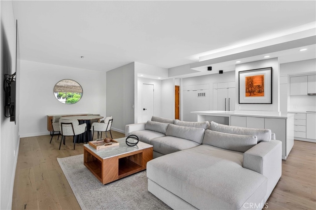 838 N Doheny - Photo 8