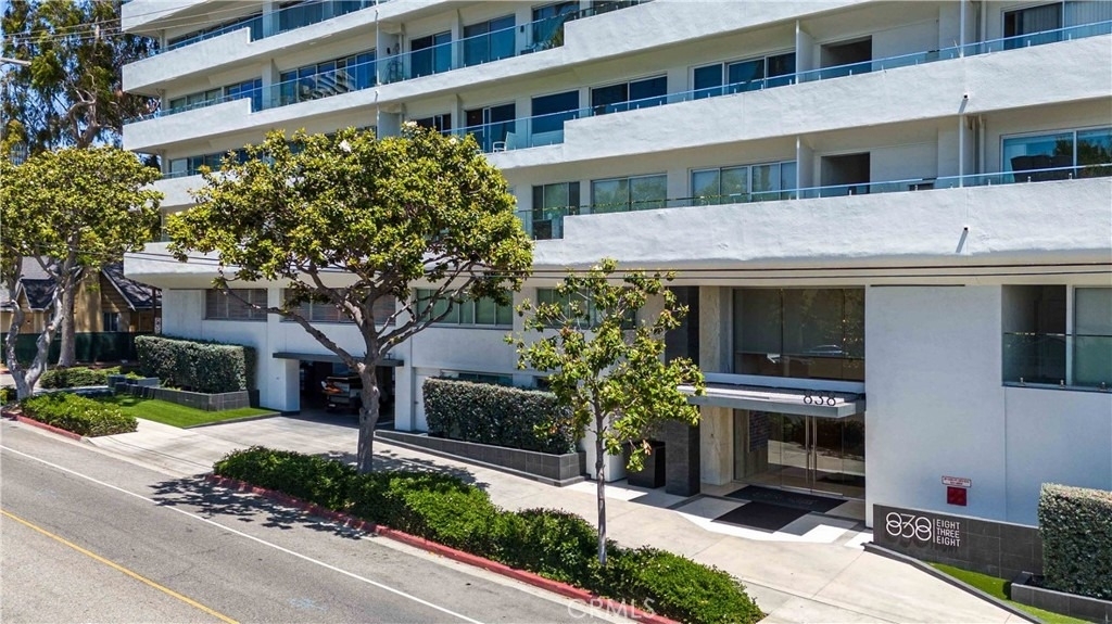 838 N Doheny - Photo 2