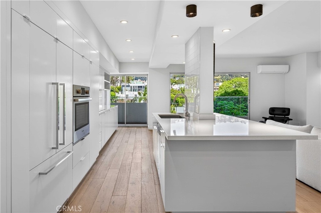 838 N Doheny - Photo 9