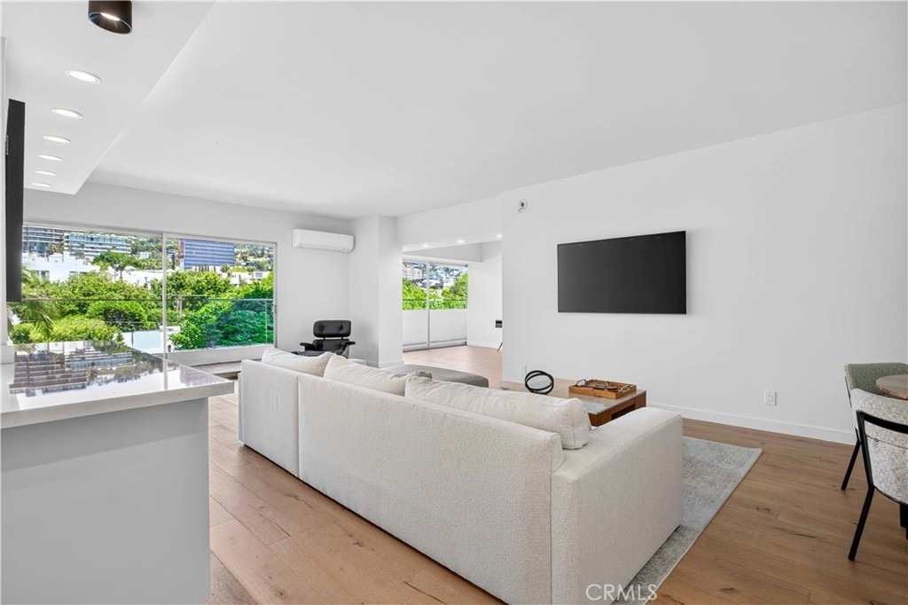 838 N Doheny - Photo 5