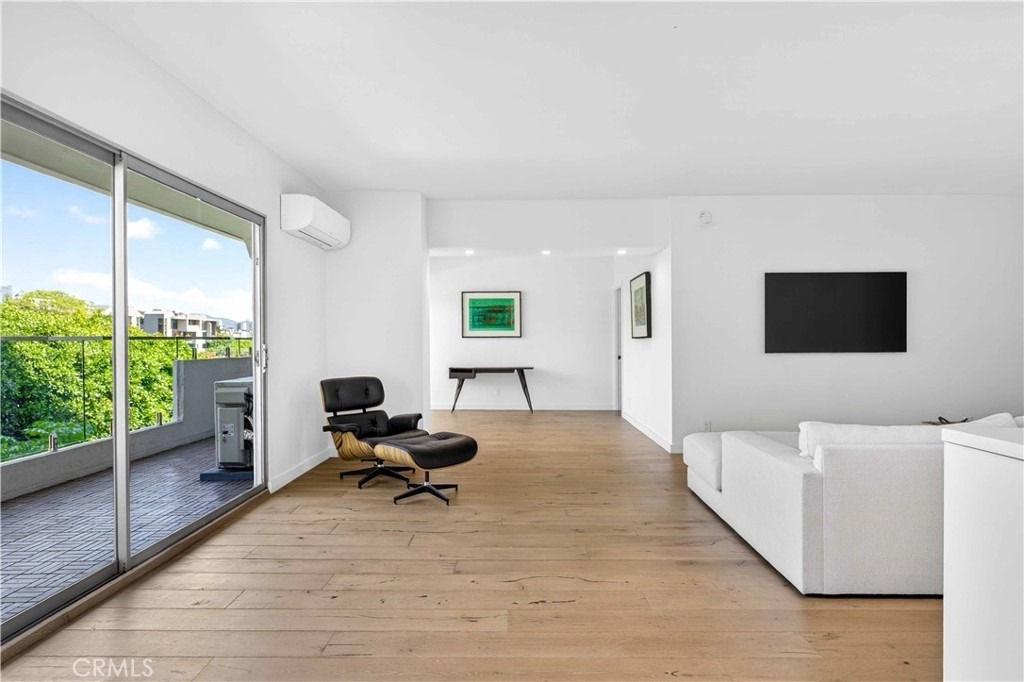 838 N Doheny - Photo 11