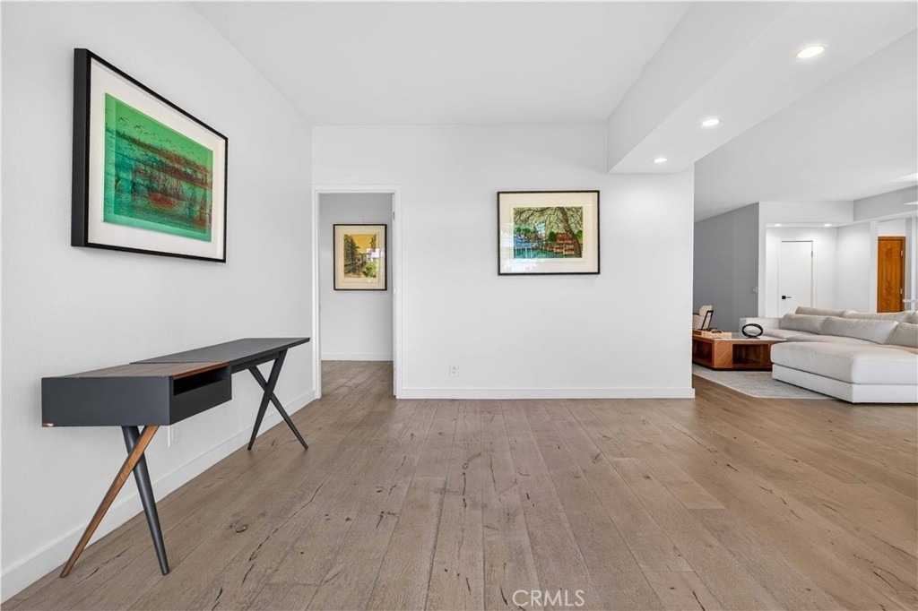 838 N Doheny - Photo 16