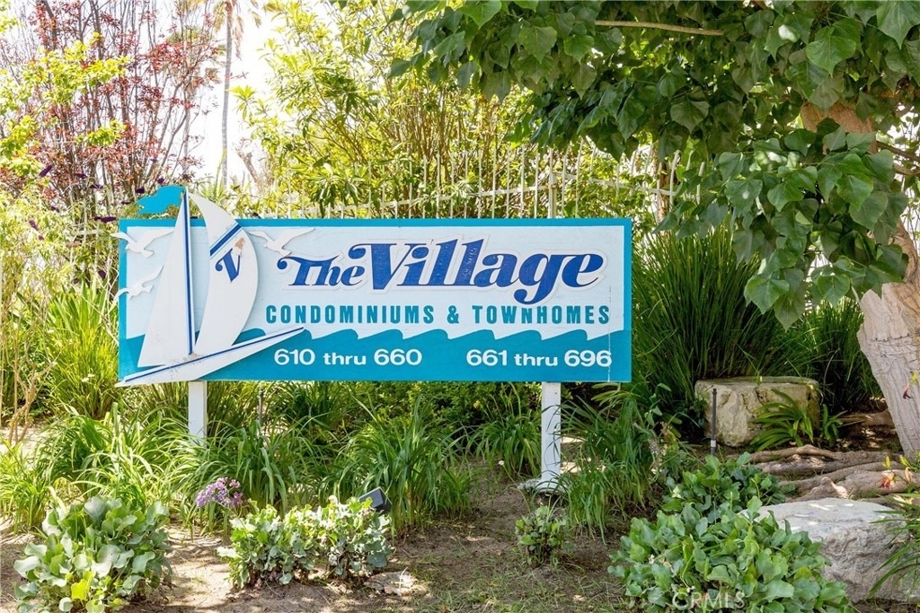 665 The Village - Photo 24