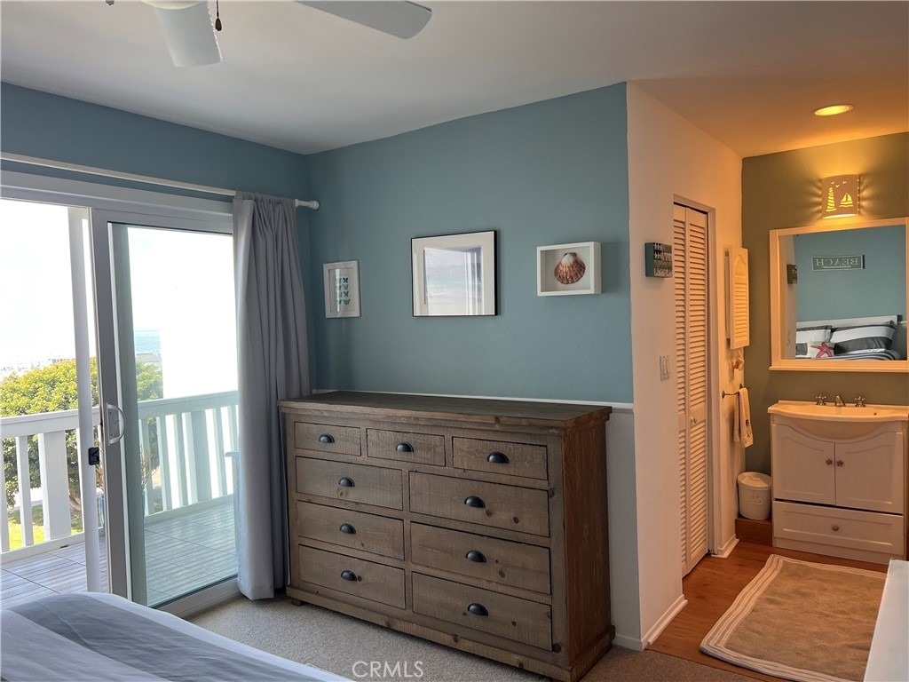 665 The Village - Photo 16