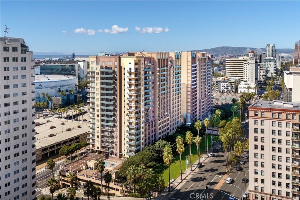 388 E Ocean - Photo 6