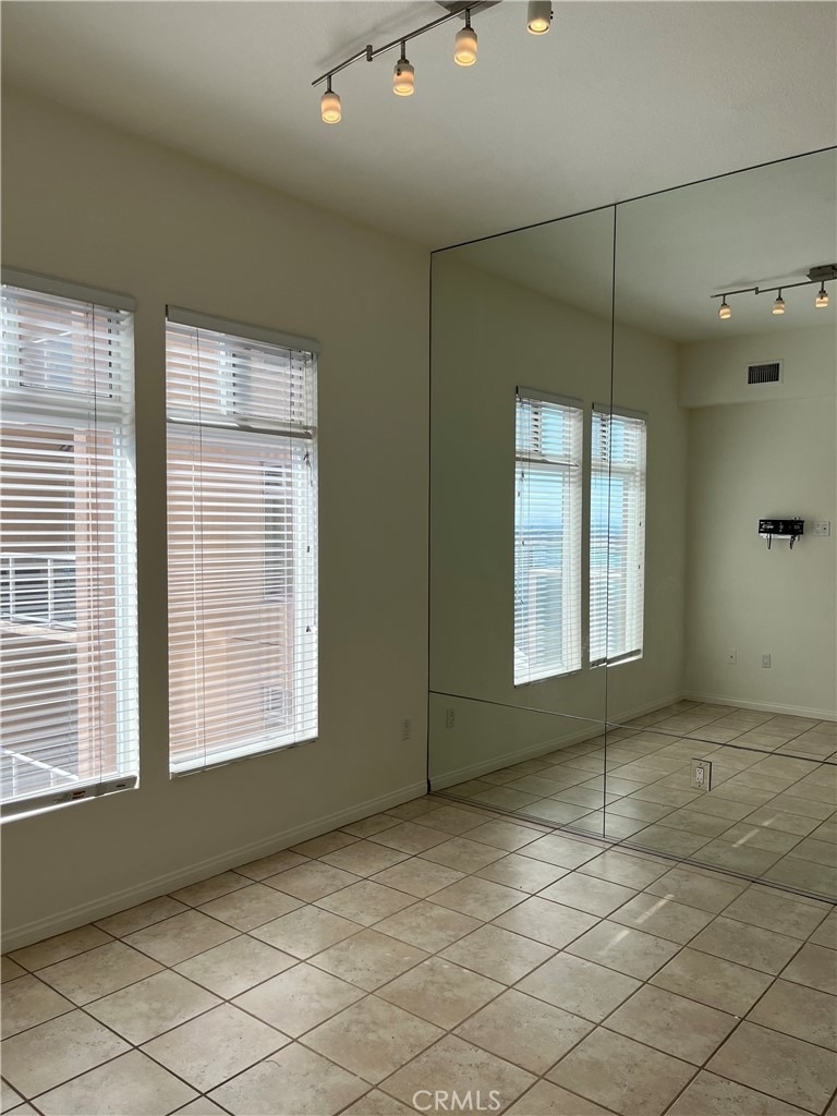 388 E Ocean - Photo 9
