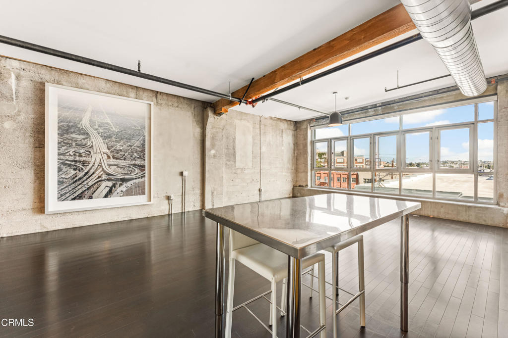 530 S Hewitt Street - Photo 18