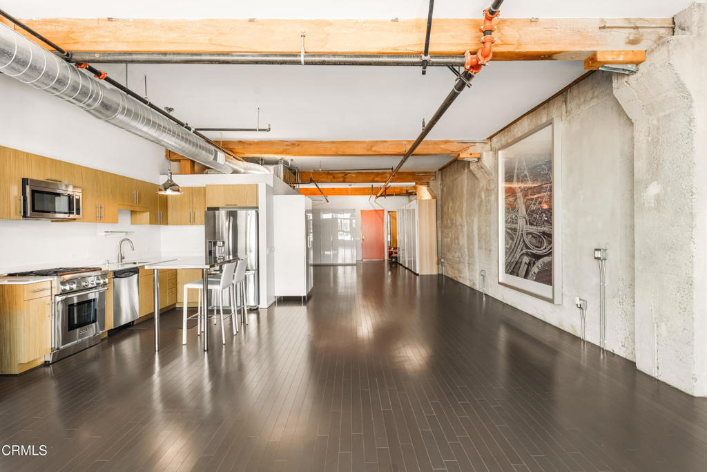 530 S Hewitt Street - Photo 24