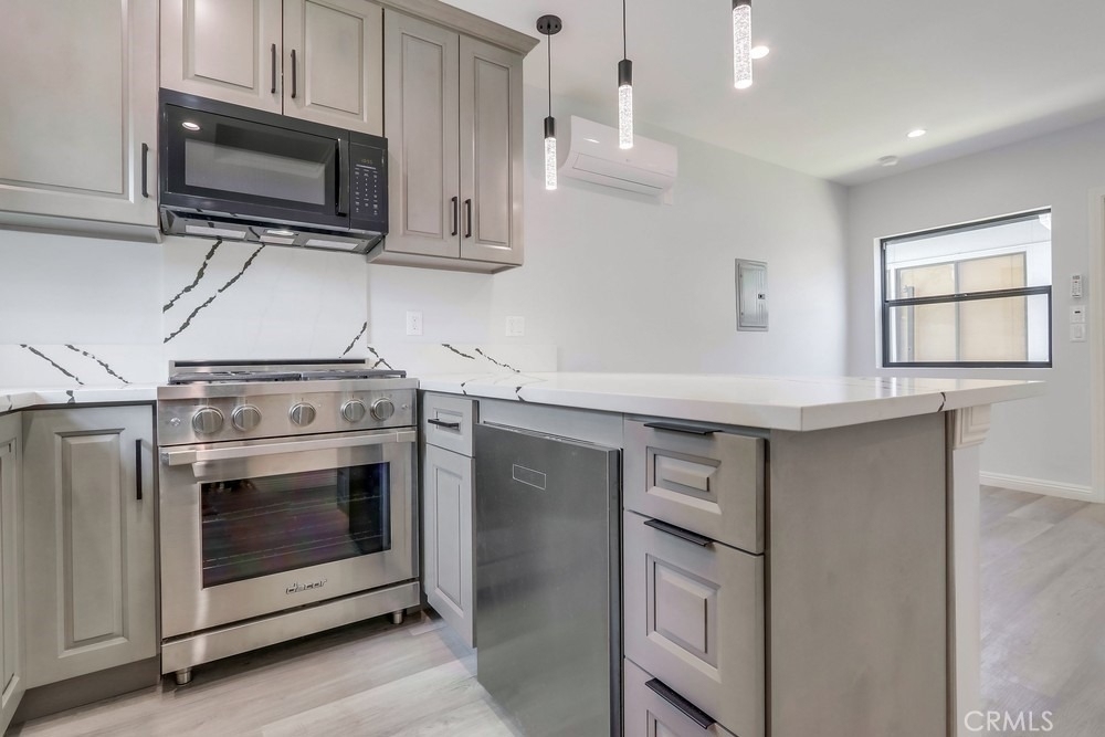 1260 E Turin Avenue - Photo 0
