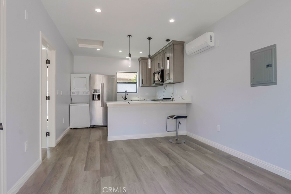 1260 E Turin Avenue - Photo 5