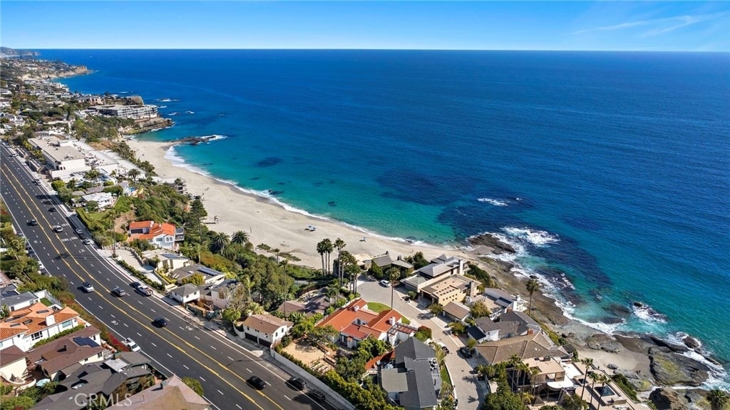 4 Camel Point Drive - Photo 0