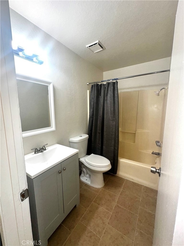11661 White Avenue - Photo 9