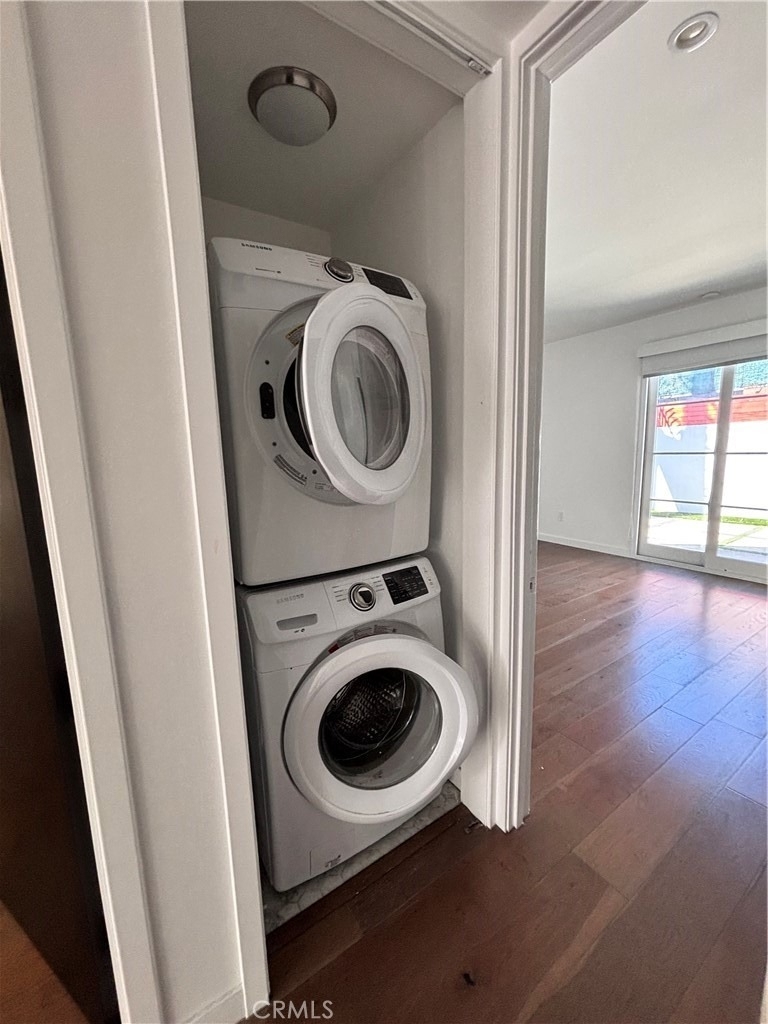 1009 Palms - Photo 7