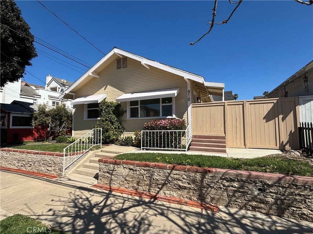 910 Acacia Avenue - Photo 24