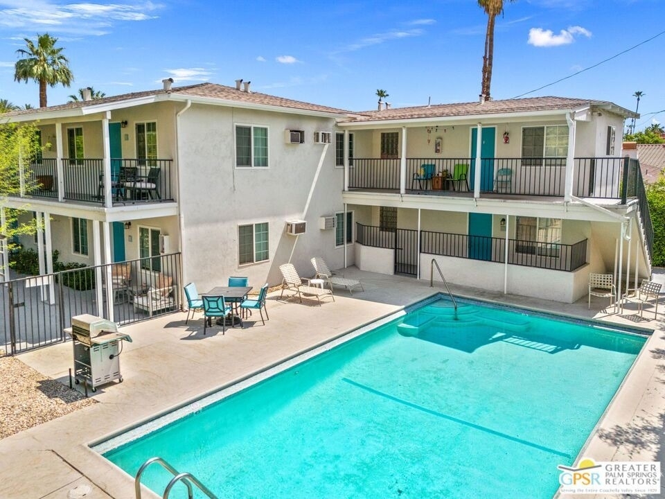 1674 S Via Salida - Photo 0
