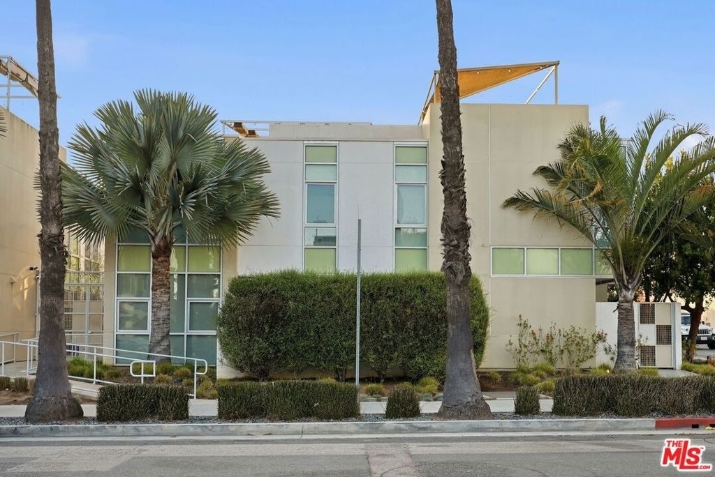 125 Pacific Street - Photo 0