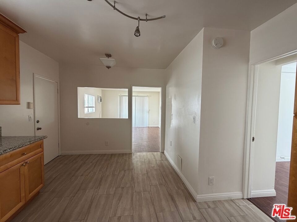 2240 Crenshaw Boulevard - Photo 8