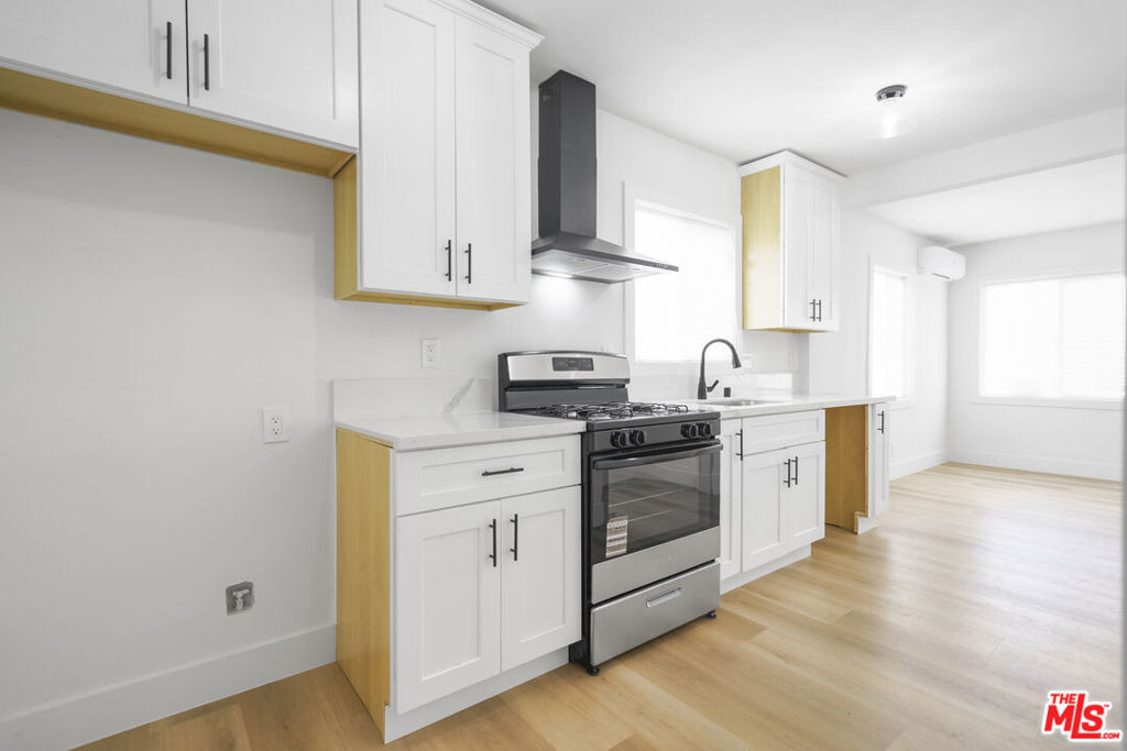 4555 Acacia Avenue - Photo 12