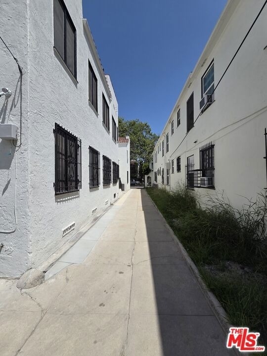 351 S Detroit Street - Photo 17