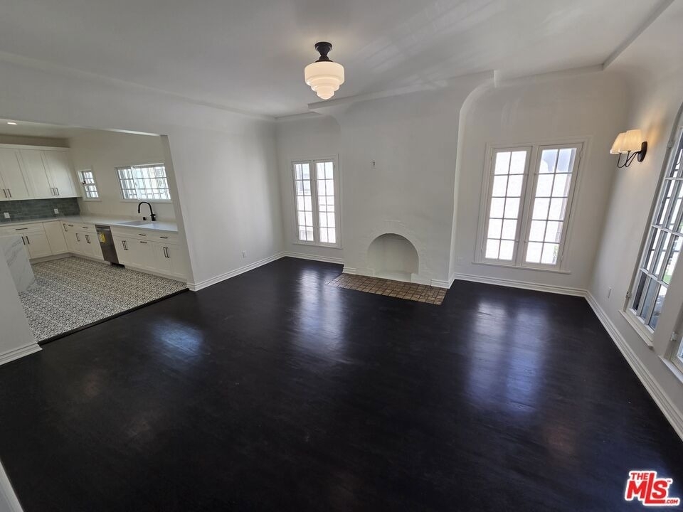 351 S Detroit Street - Photo 3