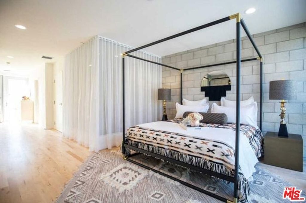 3450 Cahuenga Boulevard - Photo 5
