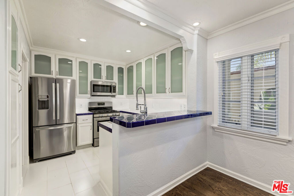 910 Alfred Street - Photo 11