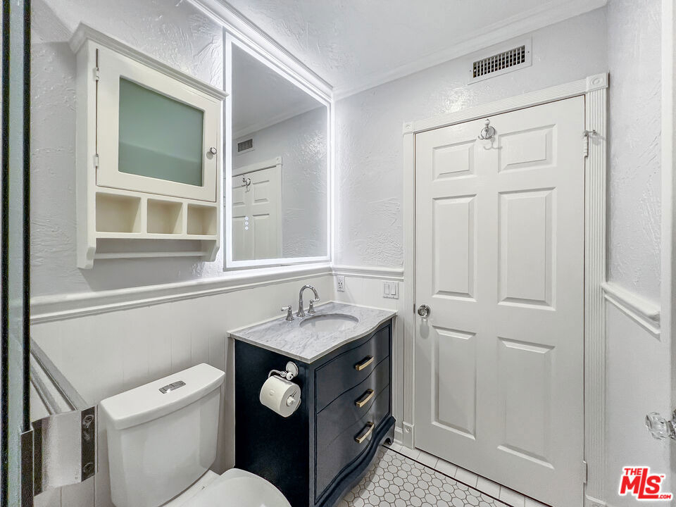910 Alfred Street - Photo 14
