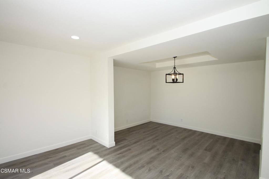 291 Green Moor Place - Photo 3