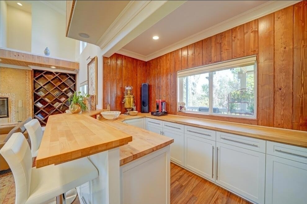 1377 Knoll Road - Photo 4