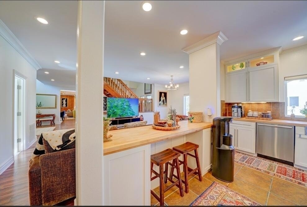 1377 Knoll Road - Photo 3