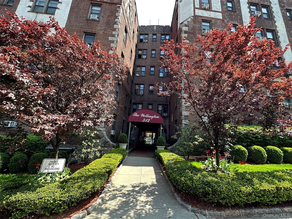 312 Main Street - Photo 0