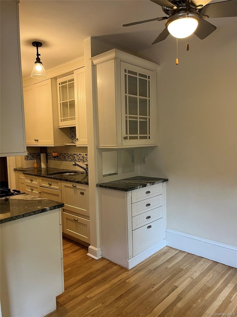 312 Main Street - Photo 8
