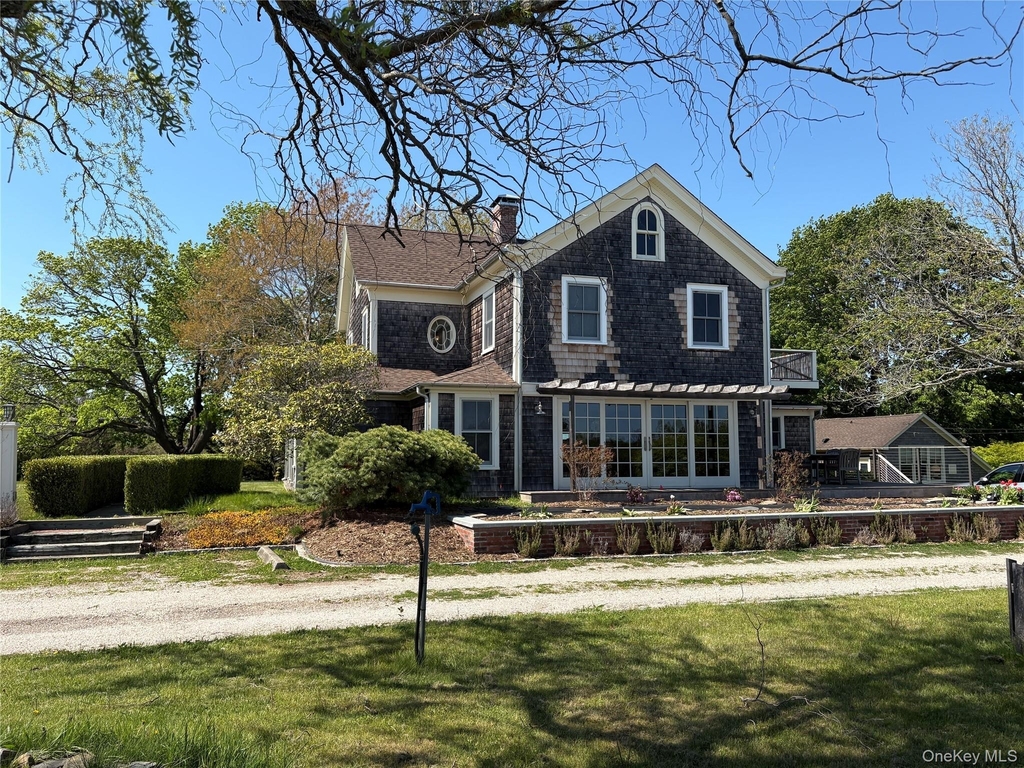 184 Twomey Avenue - Photo 2
