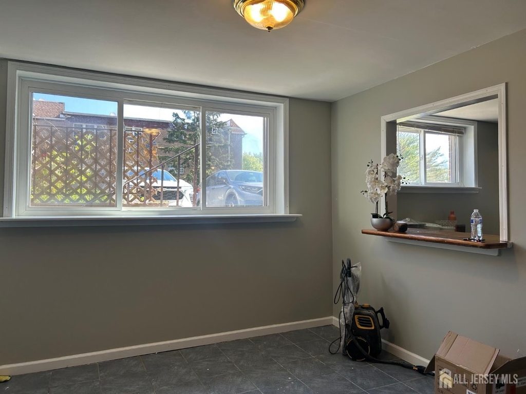 205 College Drive - Photo 8
