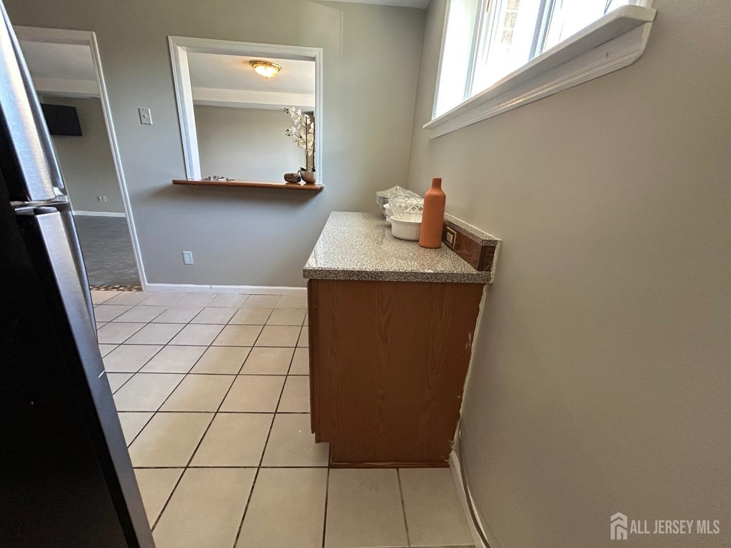 205 College Drive - Photo 2
