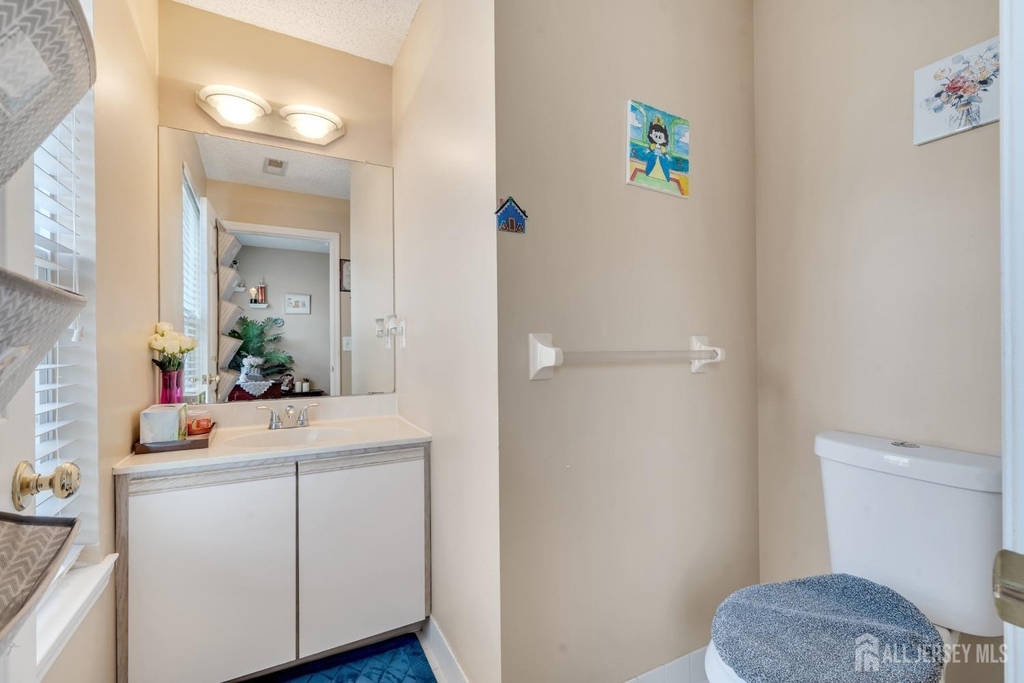 55 Guisborough Way - Photo 5