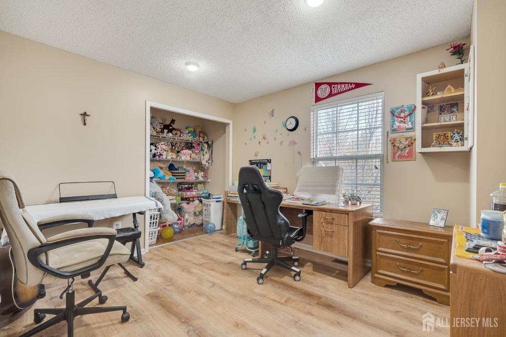 55 Guisborough Way - Photo 8