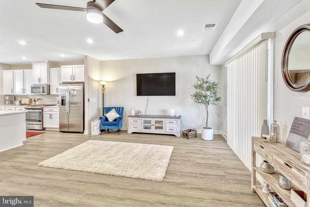 1669 Dunnington Place - Photo 6