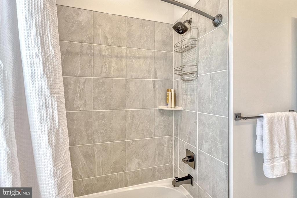 1669 Dunnington Place - Photo 15