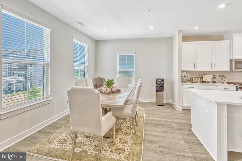 1669 Dunnington Place - Photo 38