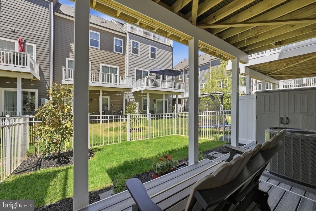 18359 Moss Garden Road - Photo 5
