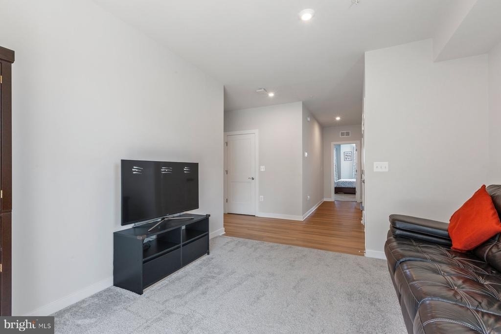 44504 Wolfhound Square - Photo 15