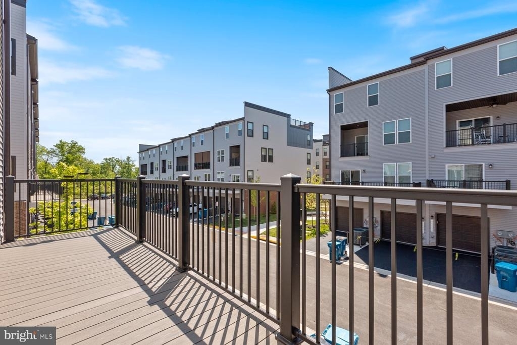 44504 Wolfhound Square - Photo 16