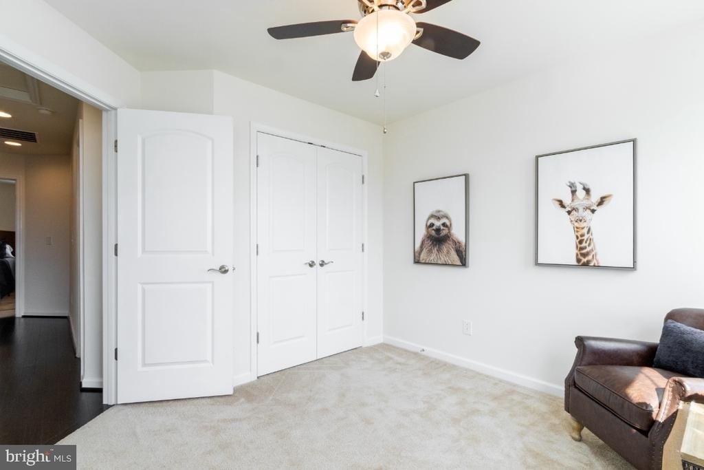 1329 Gilmore Street - Photo 25