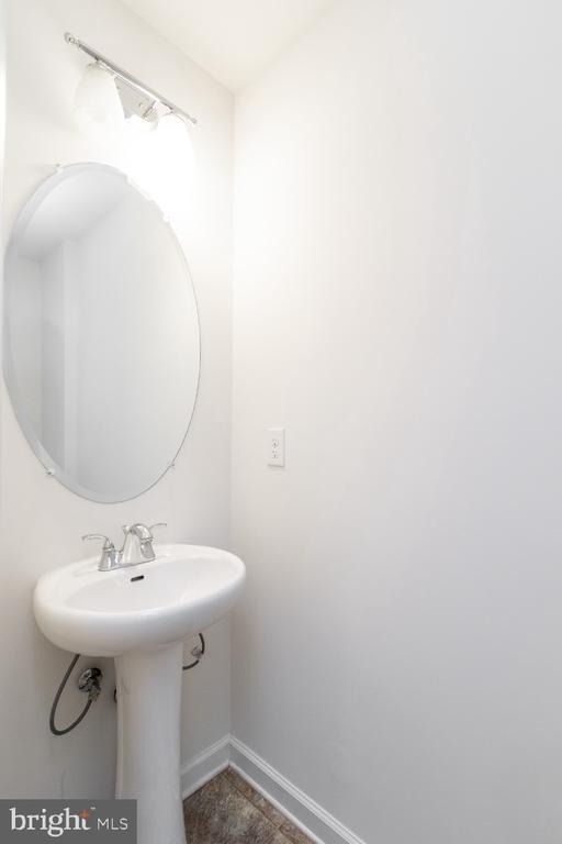 1329 Gilmore Street - Photo 6