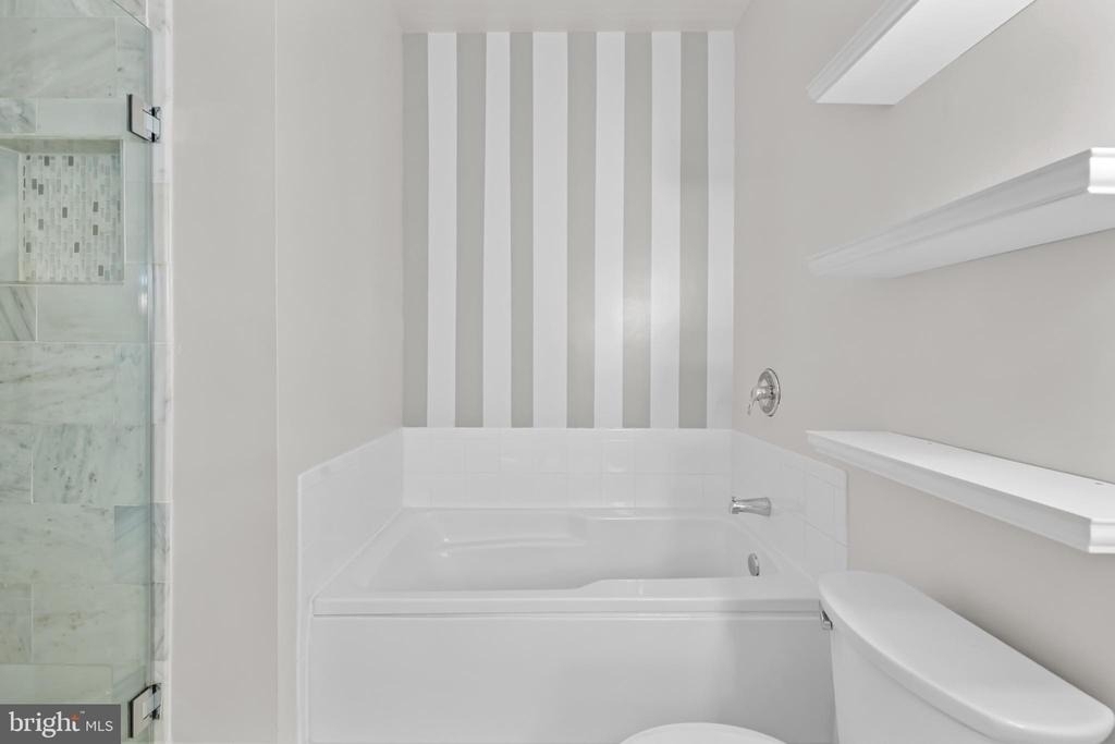 4951 Brenman Park Drive - Photo 27