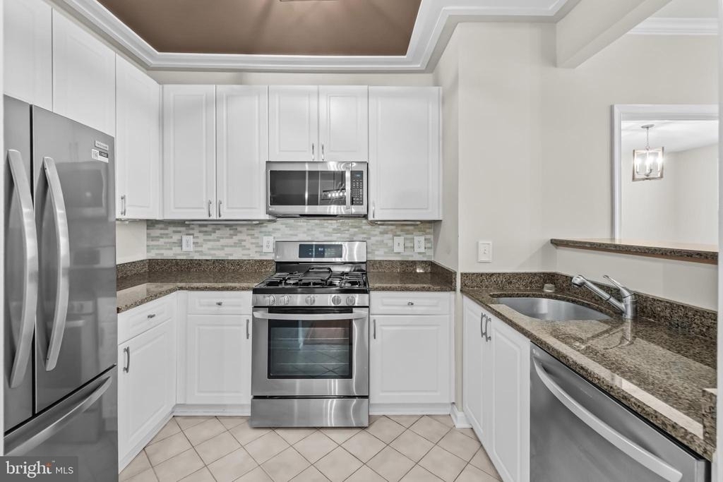 4951 Brenman Park Drive - Photo 6
