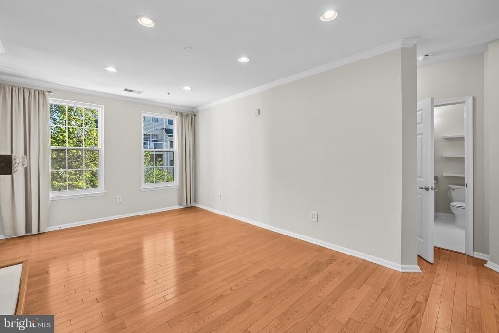 4951 Brenman Park Drive - Photo 18