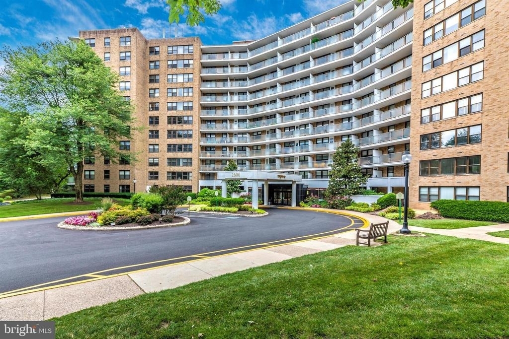 1600 Hagys Ford Road - Photo 1